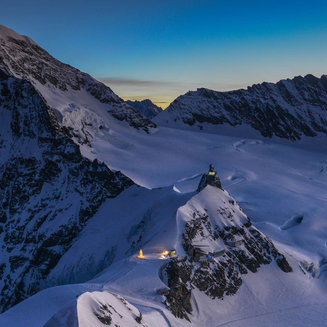 Jungfraujoch Weihnachtsbaum Morgenstimmung