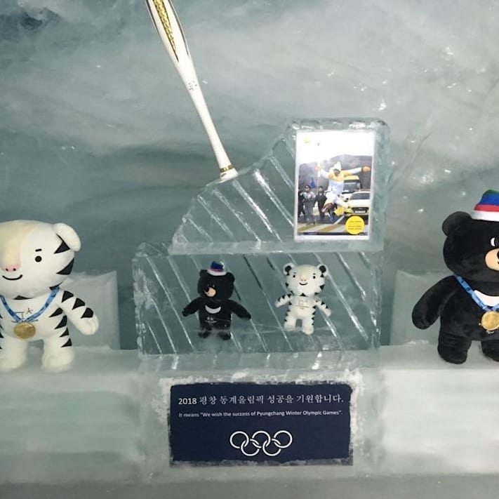 Olympische Fackel im Eispalast auf dem Jungfraujoch
