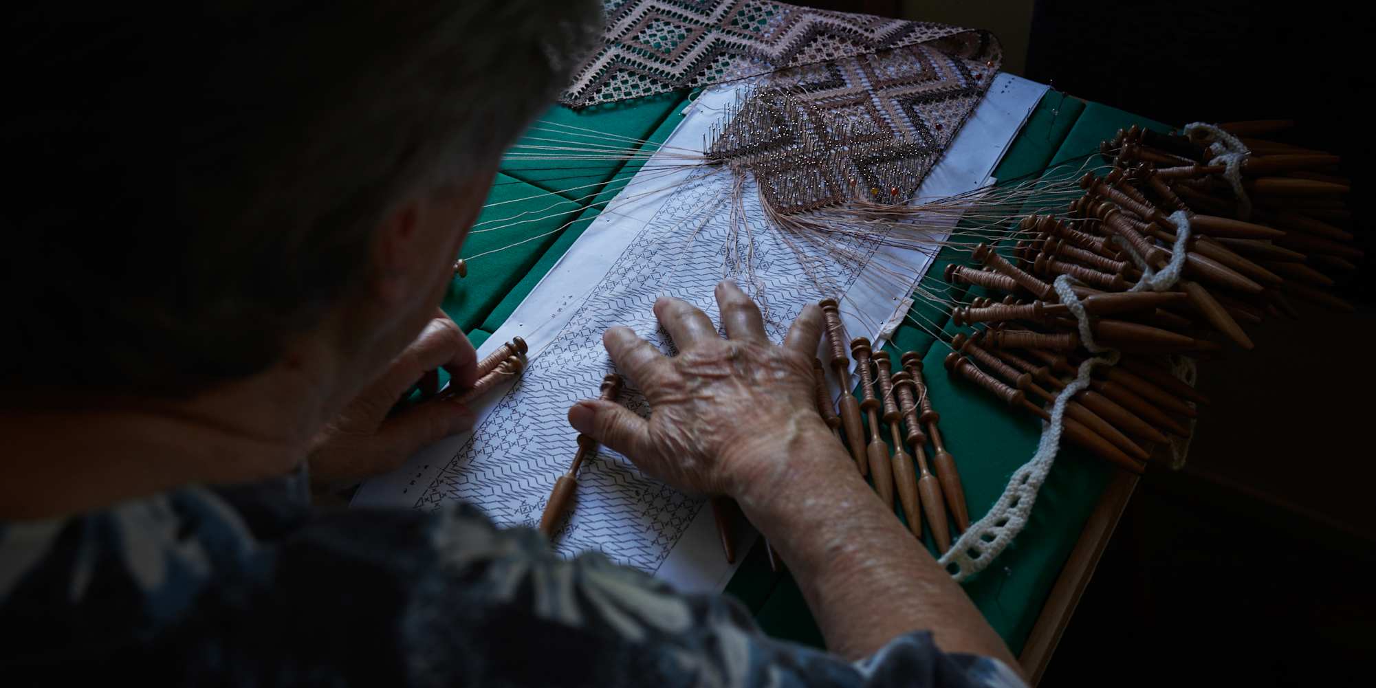 Lauterbrunnen Kloeppelstube Kloepplerin Kunst Handwerk