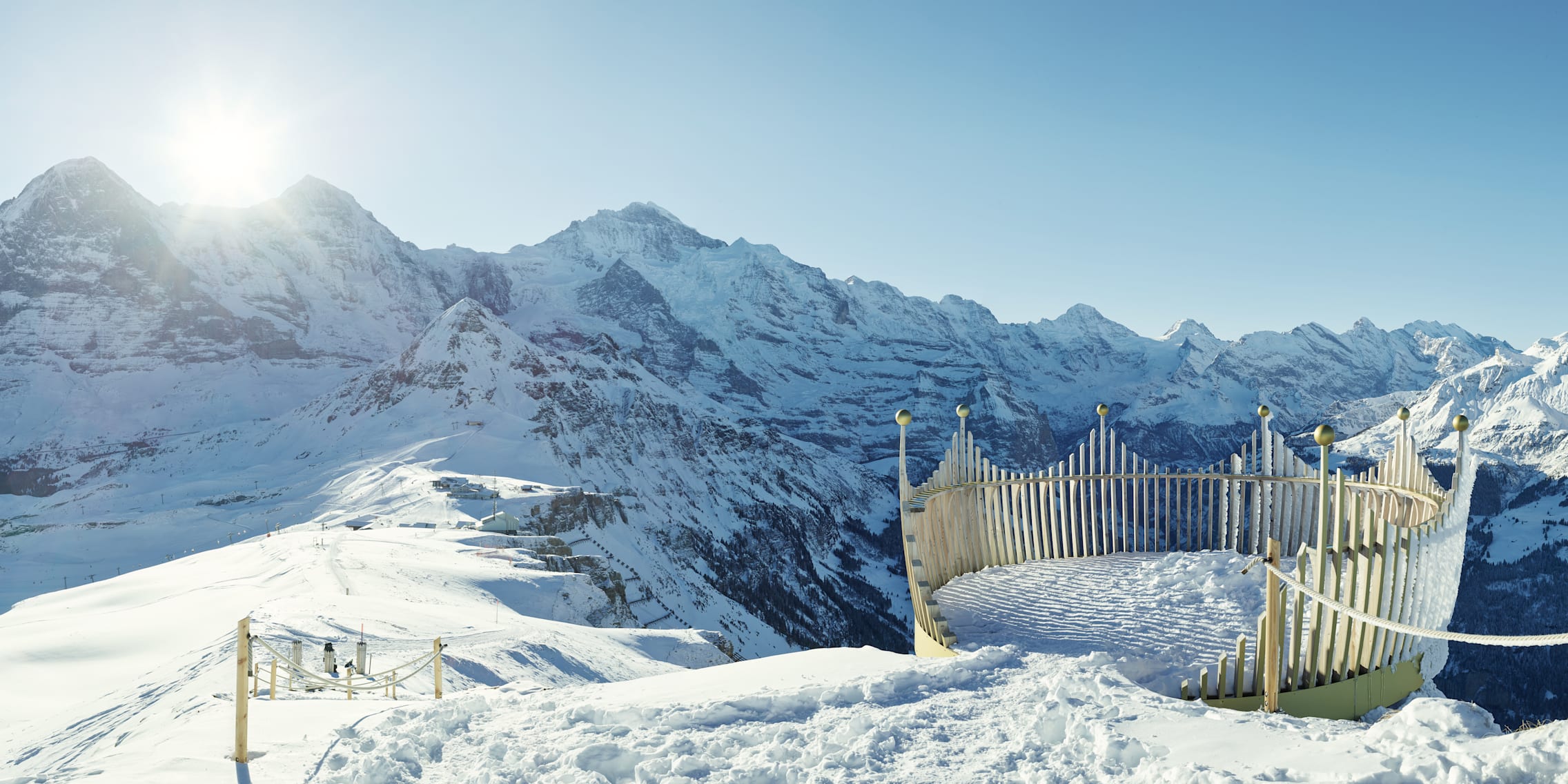 Maennlichen Wandern Royal Walk Eiger Moench Jungfrau Winter
