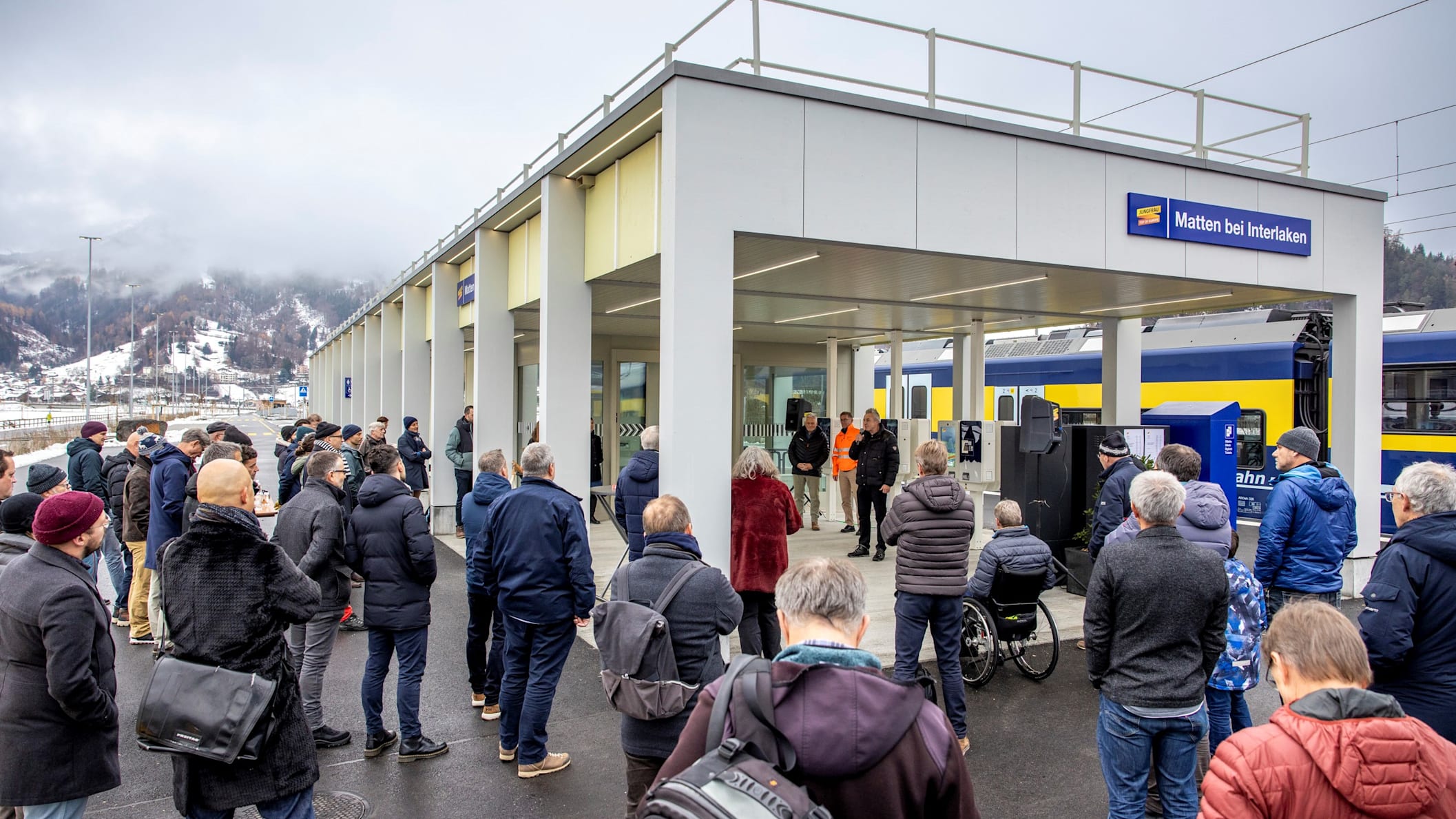 Spatenstich in Matten: Ende 2023 hat Matten eine Bahnstation mit  Parkplätzen