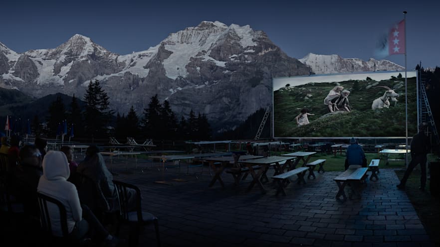 Winteregg Movie Nights Restaurant Terrasse Moench Jungfrau Sommer