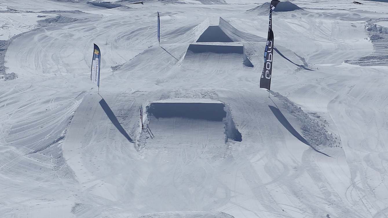 Snowpark Grindelwald First am Oberjoch oeffnet am 2 Dezember 