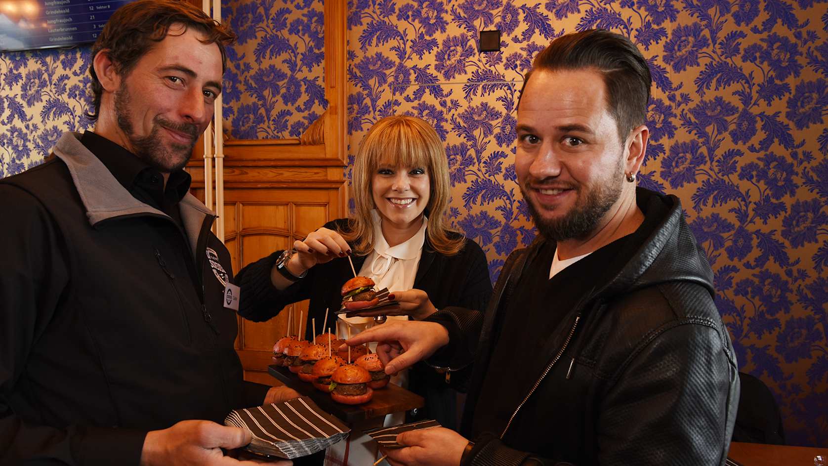 Francine Jordi und Marc Trauffer werden in der Eigerstube verwoehnt