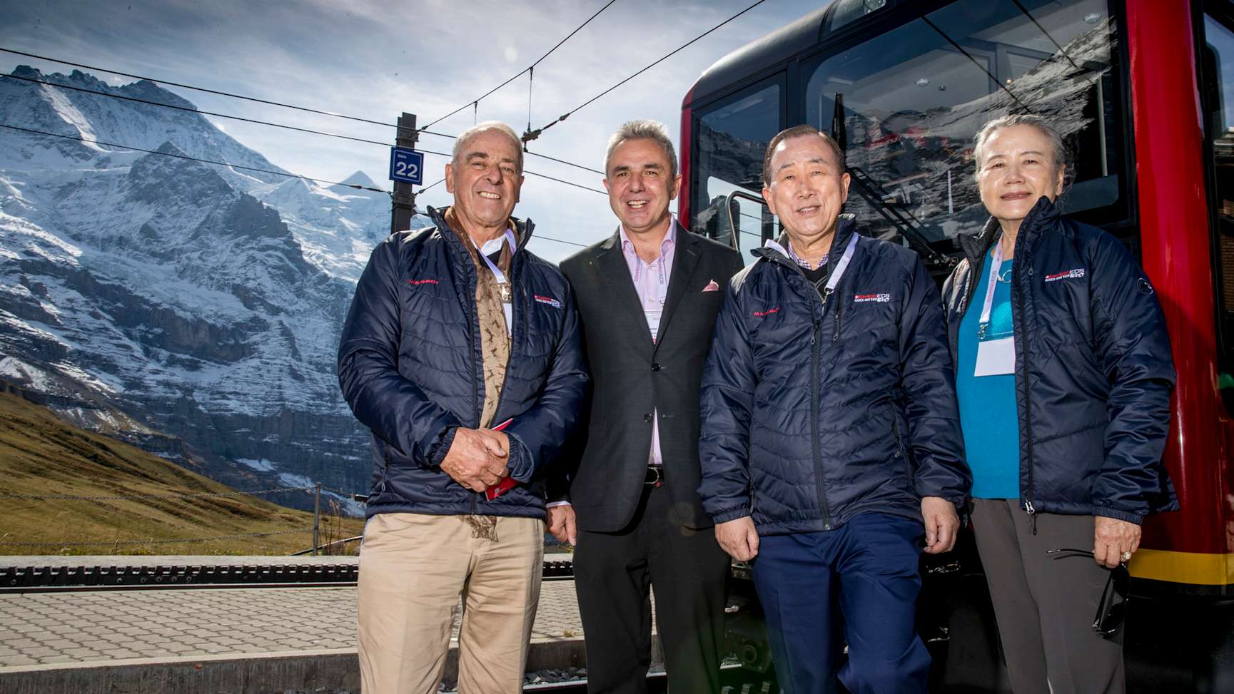 Adolf Ogi Urs Kessler Ban Ki moon mit Ehefrau Yoo Soon taek Jungfraubahn Kleine Scheidegg