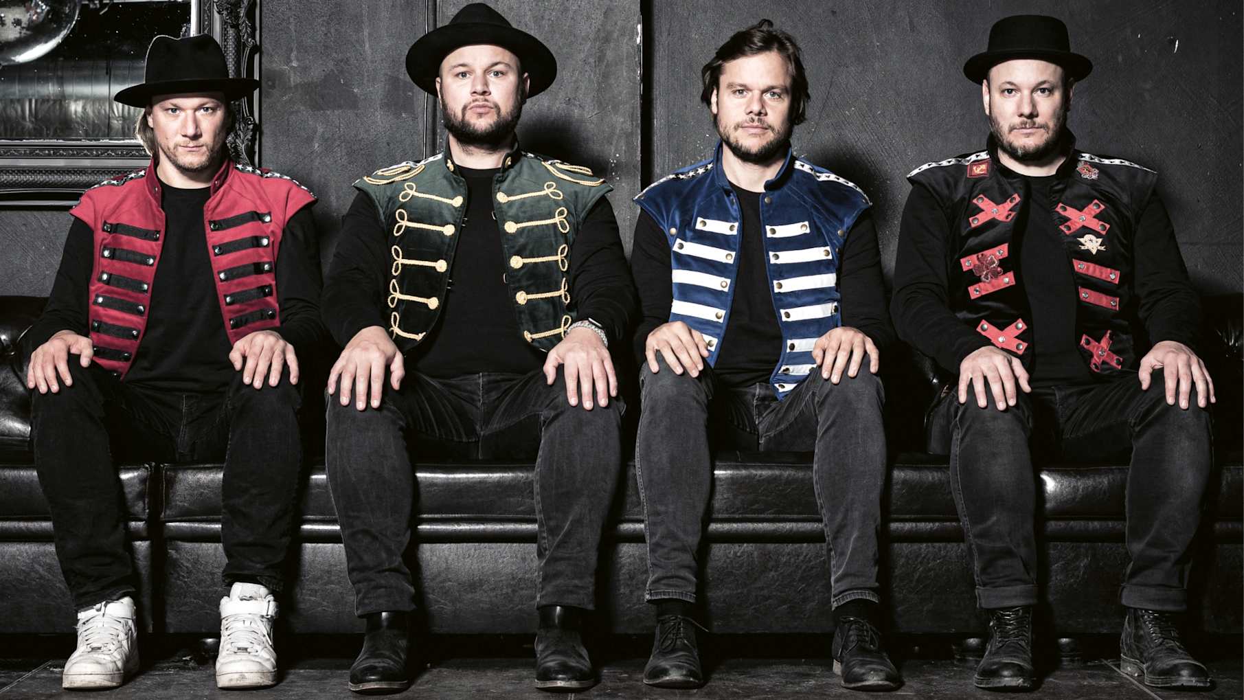 SnowpenAir 2023 77 Bombay Street 05 low