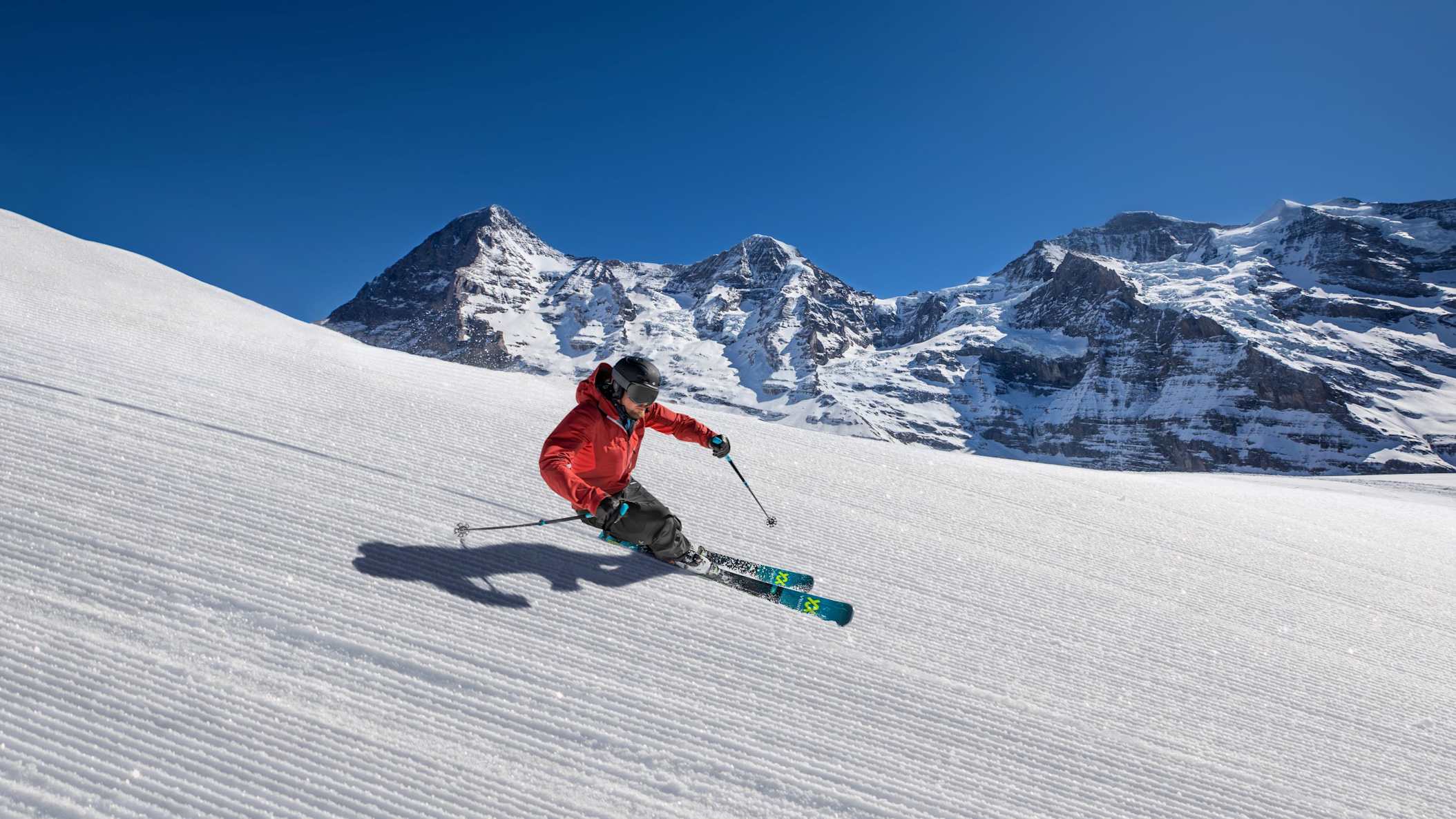 Jungfrau Ski Region Skifahren vor Eiger Moench und Jungfrau