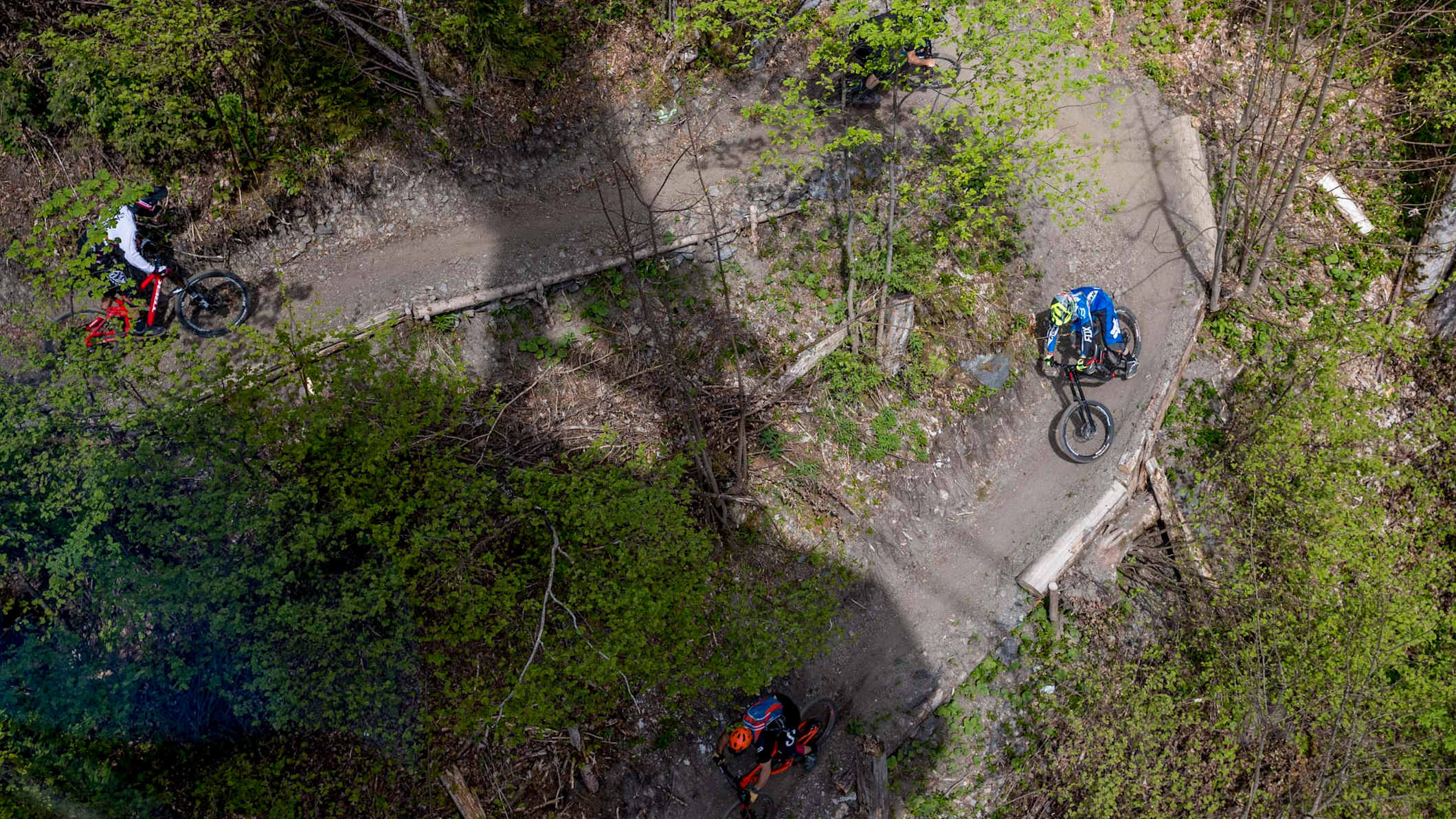 Biker auf dem Freeride Trail