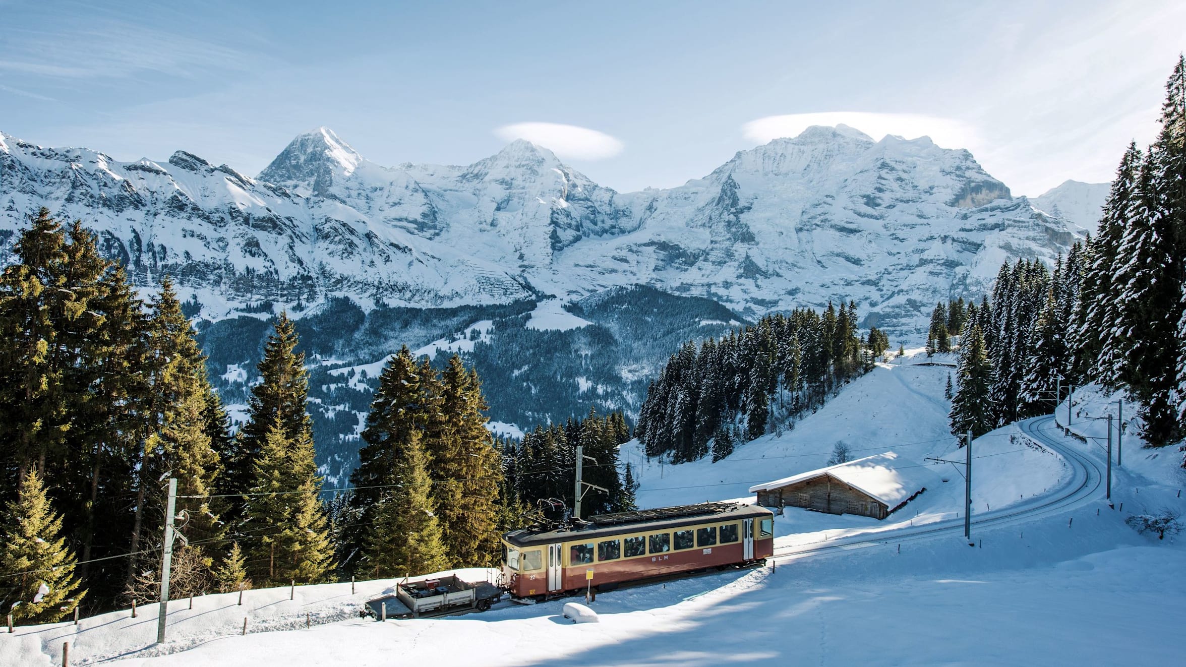 Bergbahn Lauterbrunnen Muerren Eiger Moench Jungfrau kl