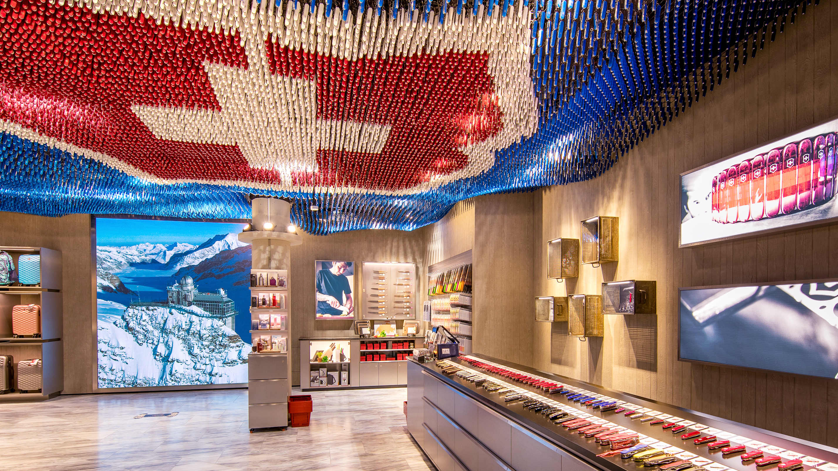 Top of Europe Flagship Store jungfrau.ch