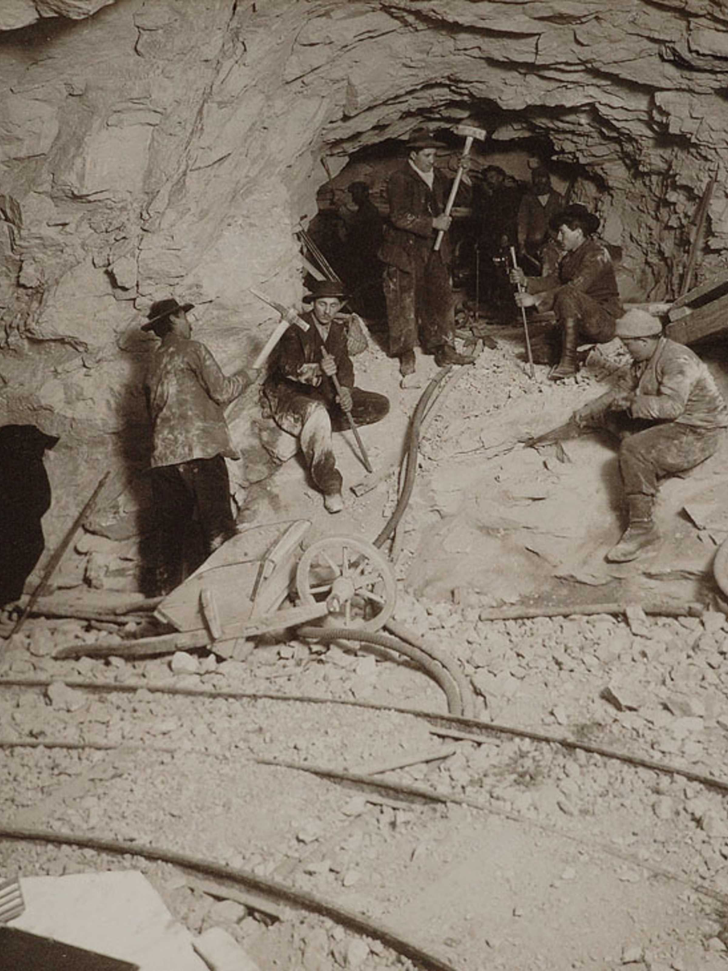 Bau der Jungfraubahn 18