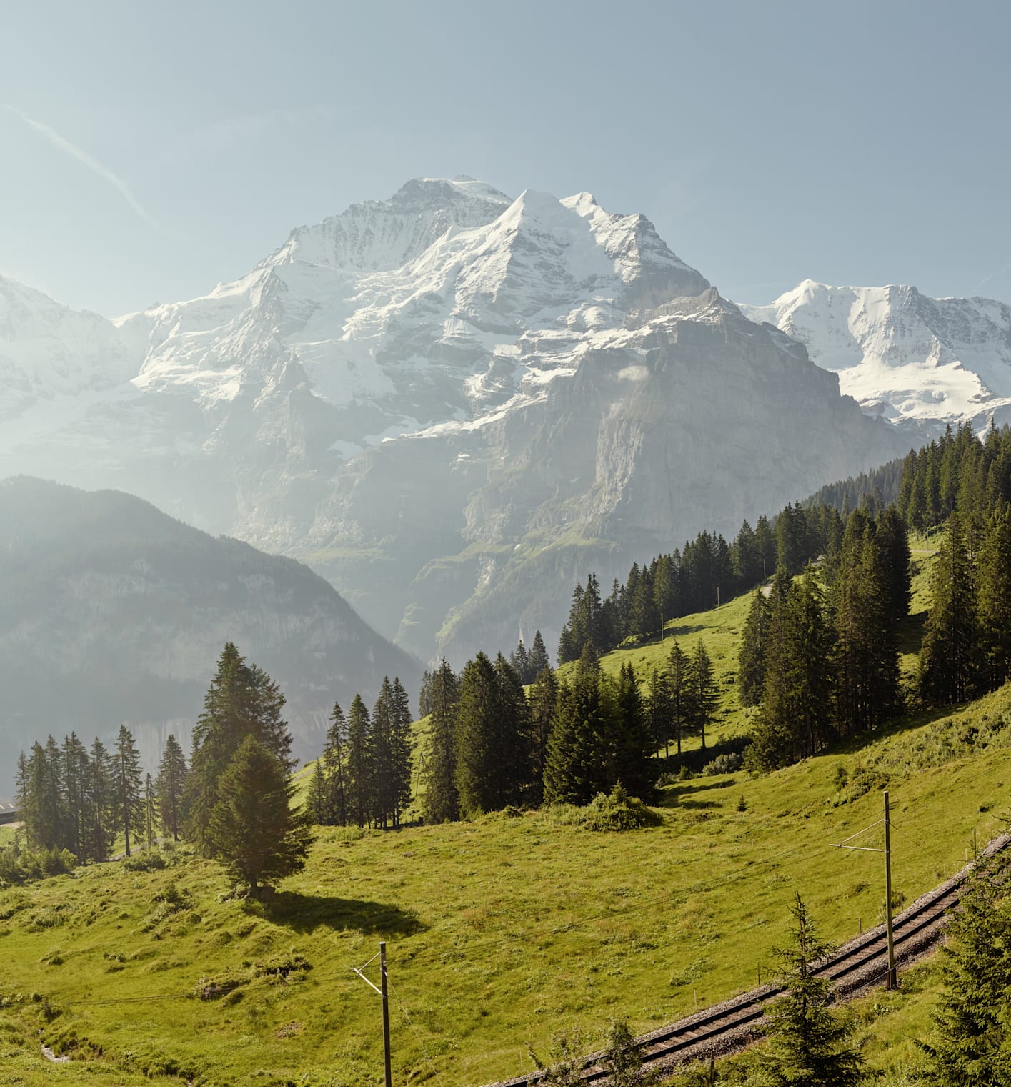 Winteregg Muerren Sommer Eiger Moench Jungfrau Panorama