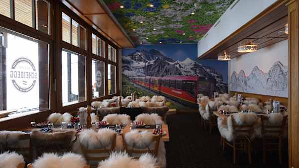 Star chef conjures up magical dishes in front of the Eiger, Mönch and Jungfrau