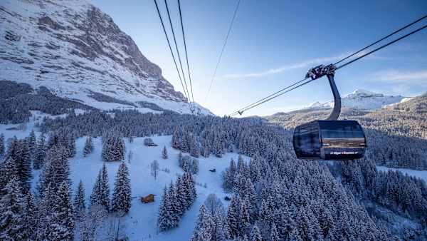 New cableways, new stations and great comfort and quality – Jungfrau Railways are heading off into the future with the V-Cableway