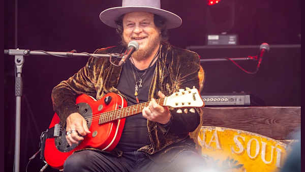 Zucchero bringt beim Grindelwald Terminal sogar die Sonne zum Scheinen  