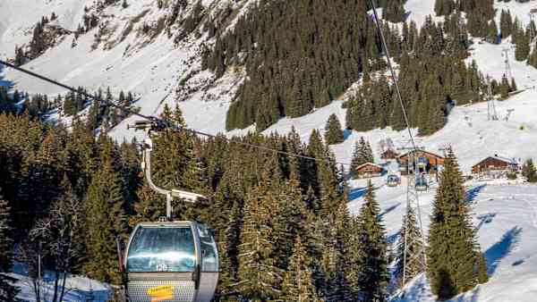 First Aerial Cableway renewal: the option from Fuhrenmatte/Grindelwald railway station is currently being pursued further