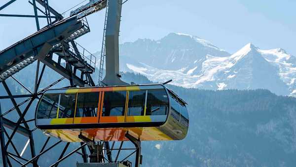 Modernisierte Luftseilbahn Lauterbrunnen – Grütschalp geht wieder in Betrieb