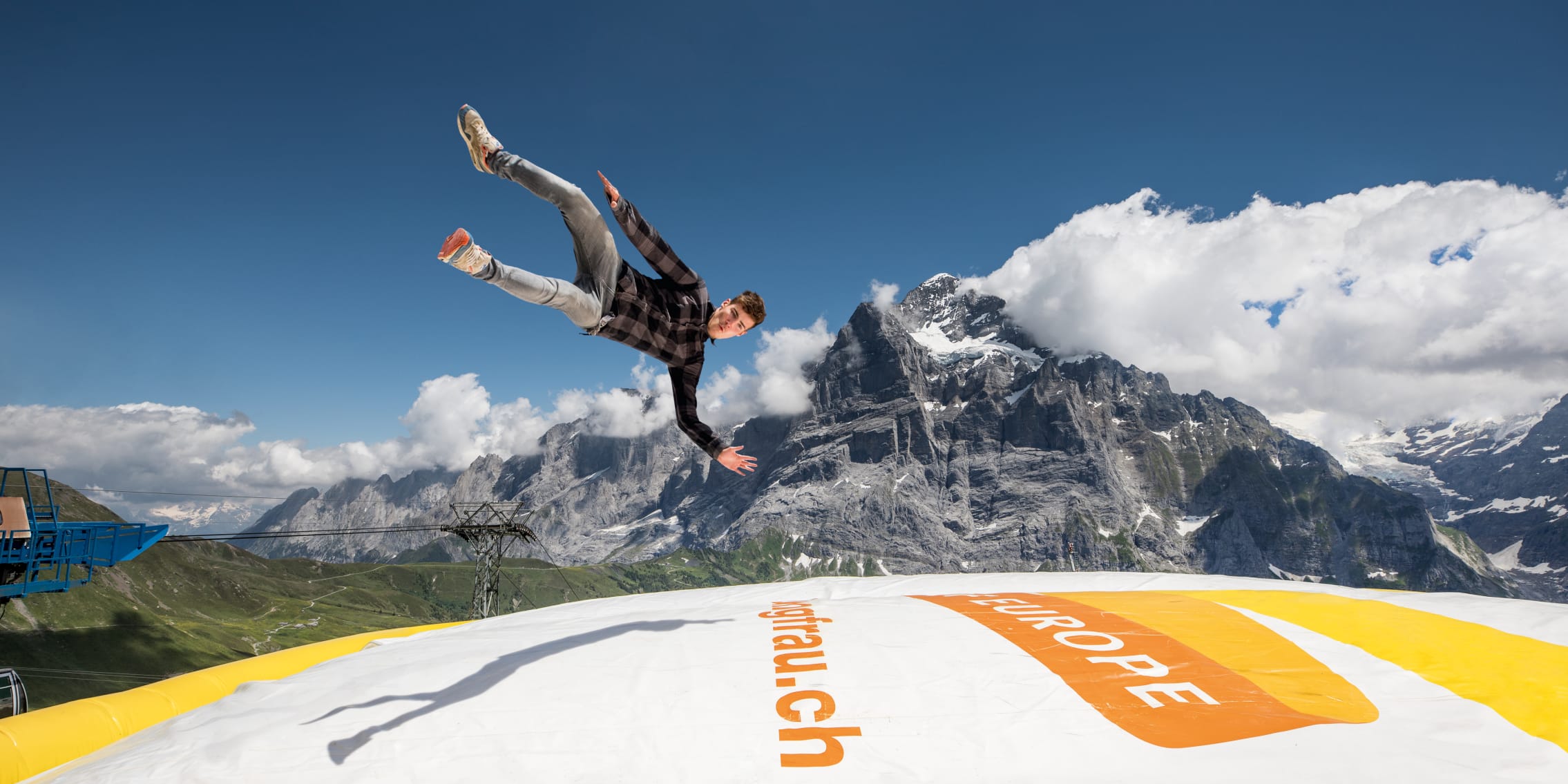 First Bagjump jungfrau.ch