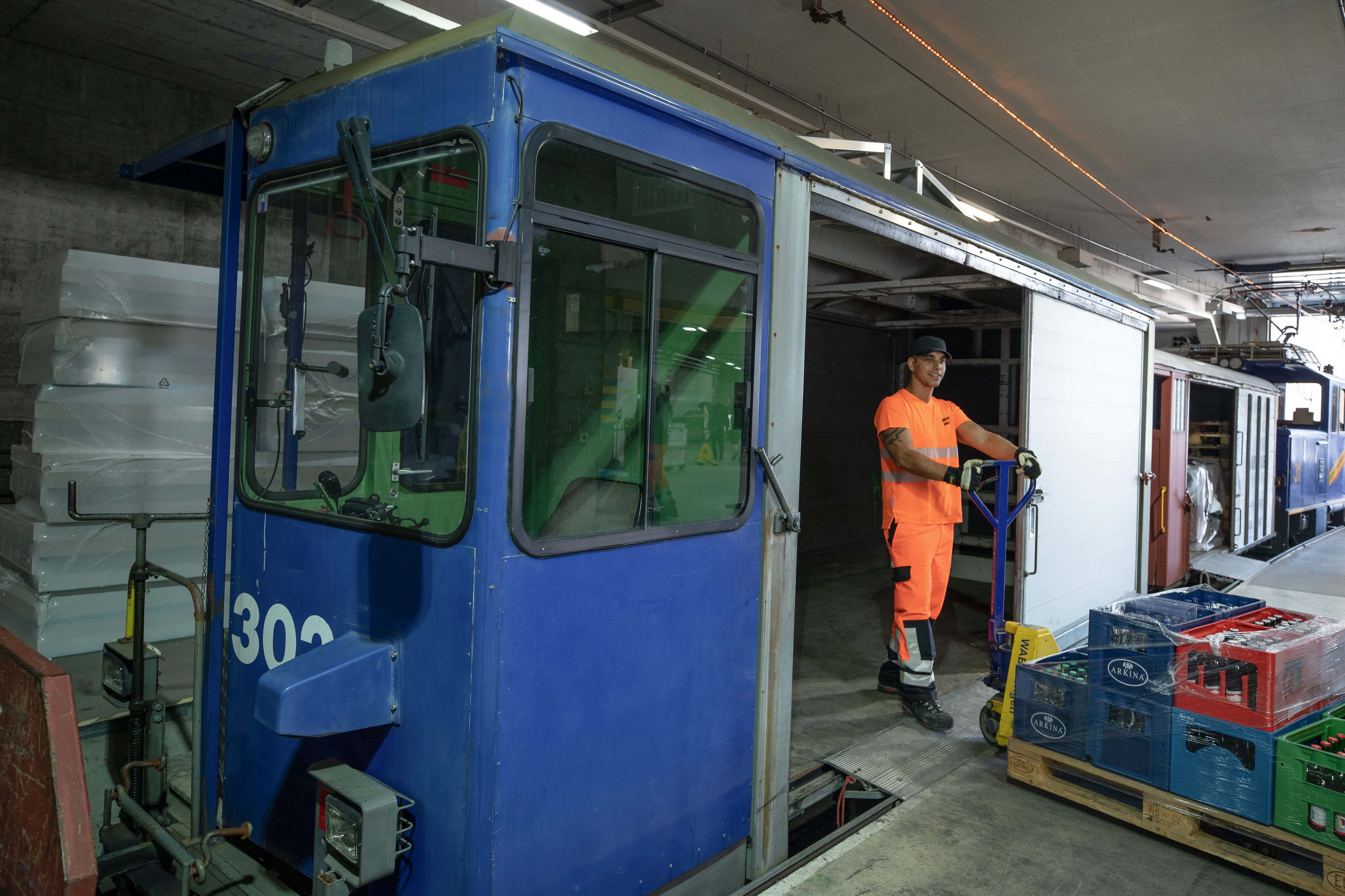 Betriebsangestellte:r 