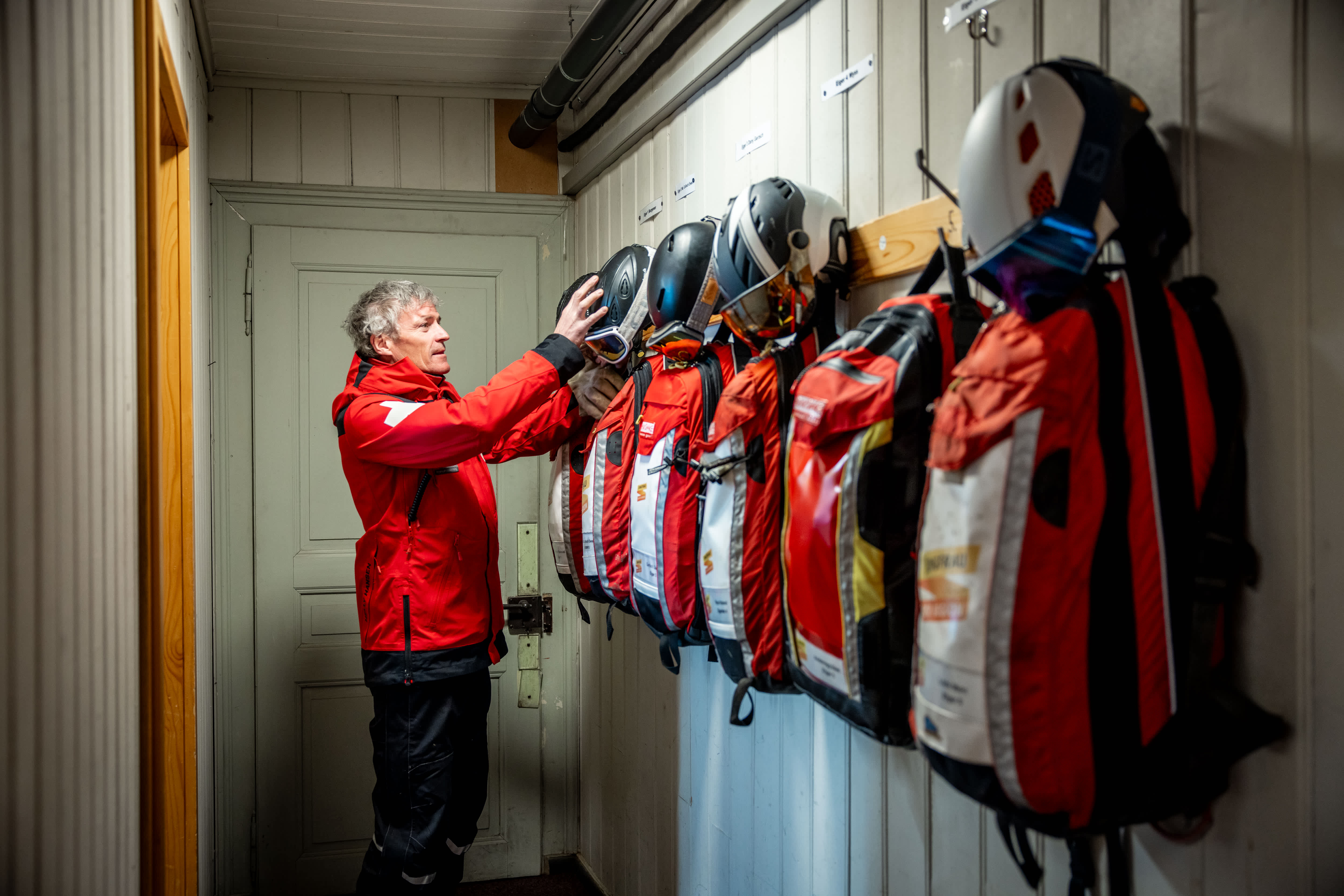 Seilbahnen Wispo (Leiter:in Lawinen Pisten Rettungsdienst)